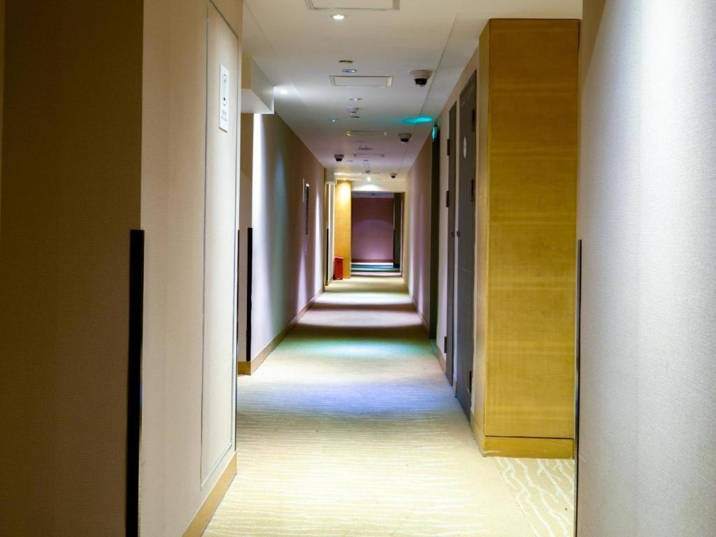 Ji Hotel Shanghai Yan An Road Branch Exterior photo